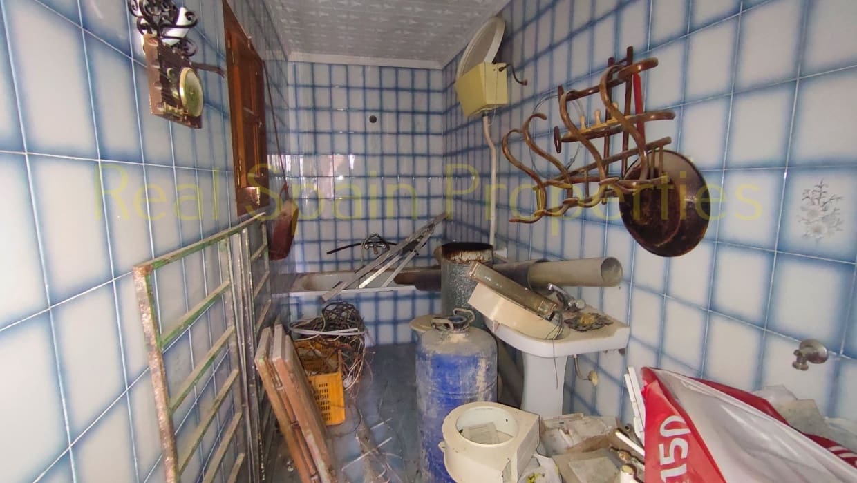 4 soveværelse Finca/Landehus til salg i Velez-Rubio - € 125.000 (Ref: 8417260)