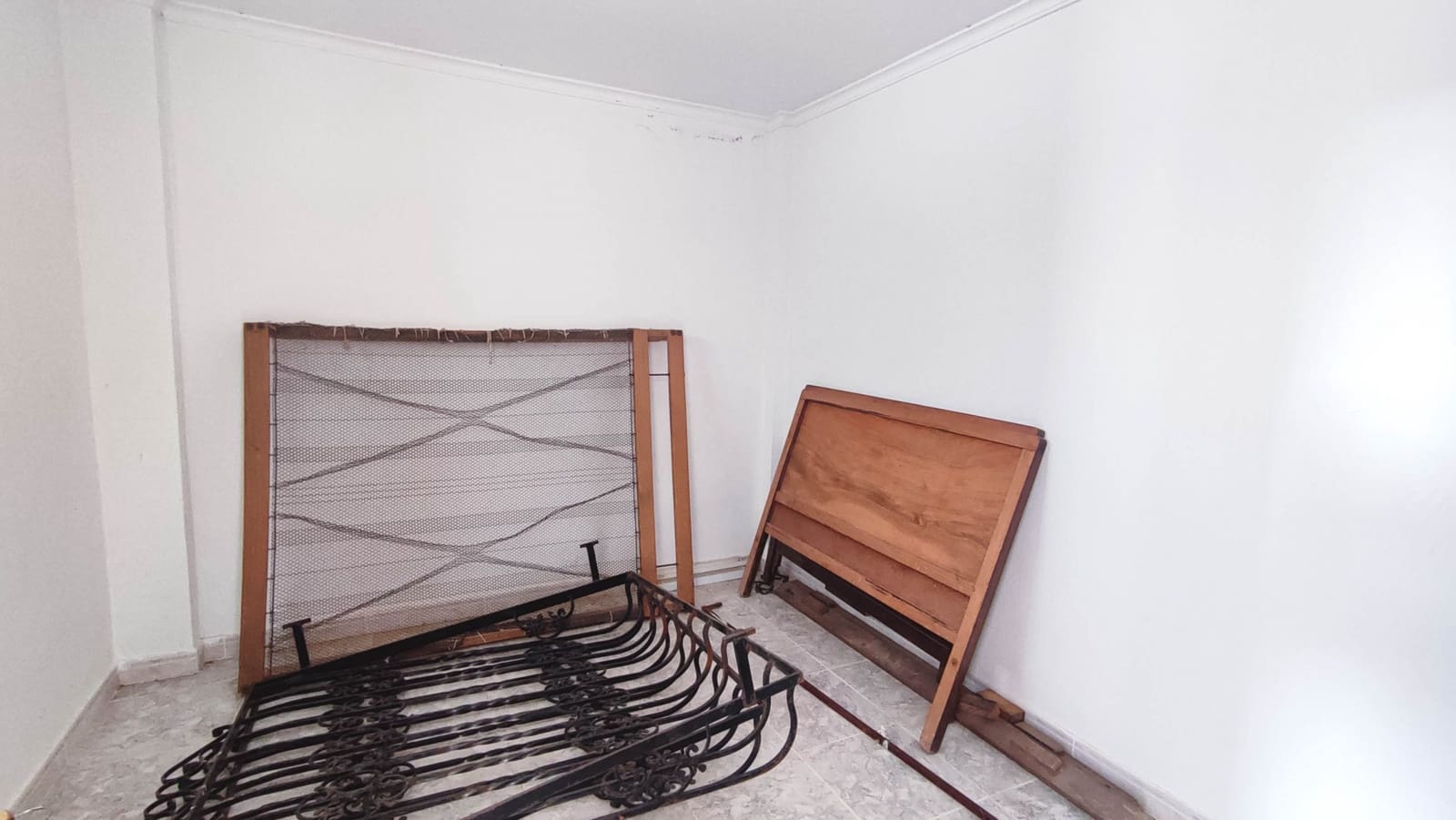 5 soveværelse Byhus til salg i Chirivel - € 79.000 (Ref: 8417261)