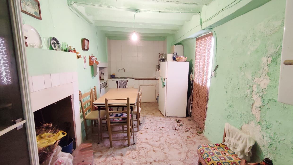 4 soveværelse Byhus til salg i Velez-Blanco - € 49.900 (Ref: 8417262)