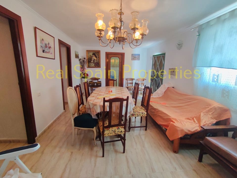 6 soveværelse Finca/Landehus til salg i Velez-Rubio - € 95.000 (Ref: 8417266)