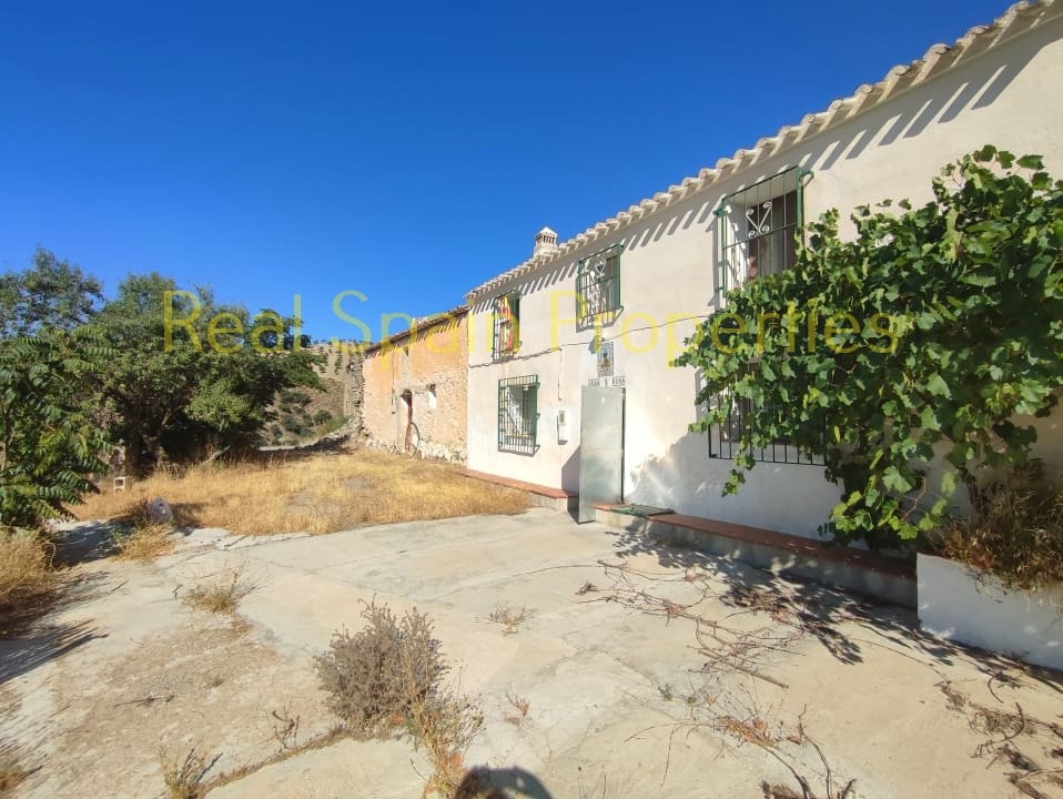 6 soveværelse Finca/Landehus til salg i Velez-Rubio - € 95.000 (Ref: 8417266)