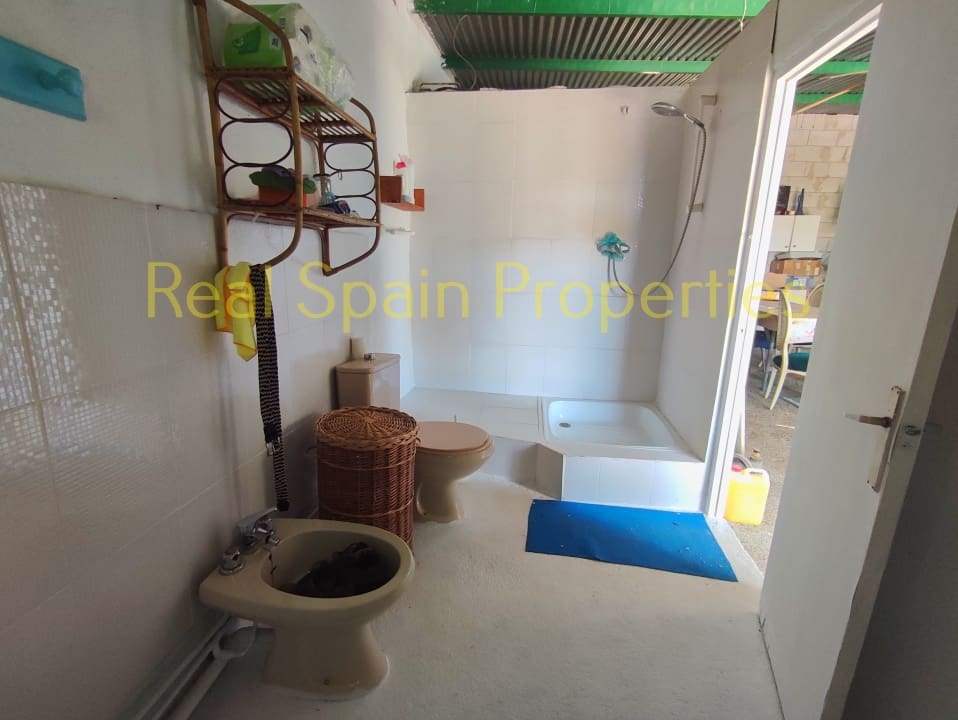 6 soveværelse Finca/Landehus til salg i Velez-Rubio - € 95.000 (Ref: 8417266)