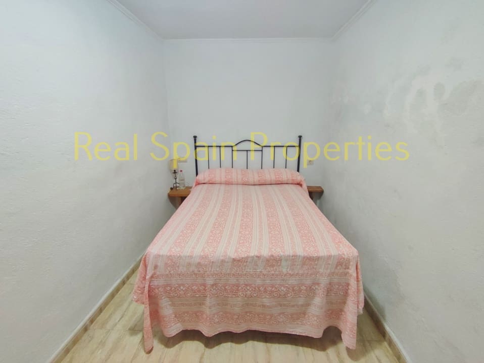 6 soveværelse Finca/Landehus til salg i Velez-Rubio - € 95.000 (Ref: 8417266)