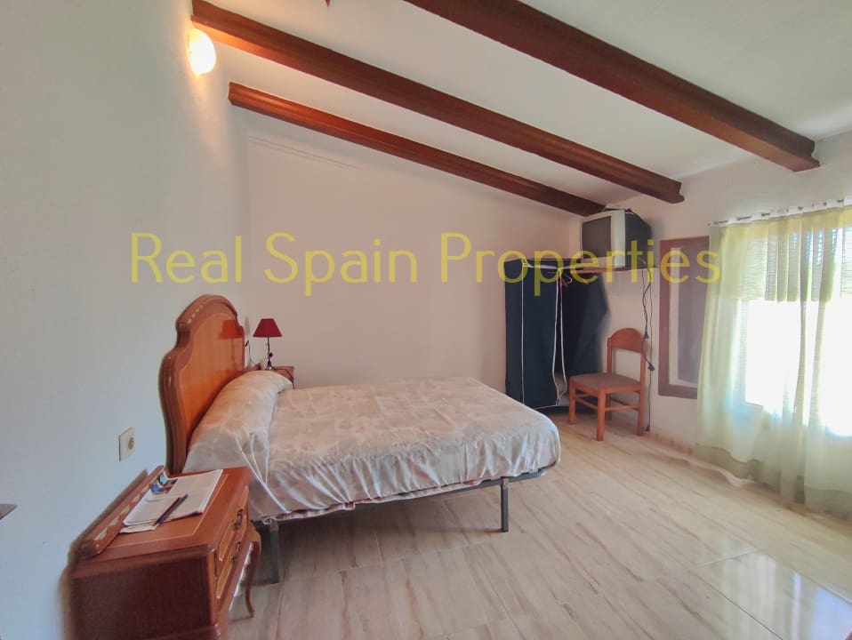 6 soveværelse Finca/Landehus til salg i Velez-Rubio - € 95.000 (Ref: 8417266)