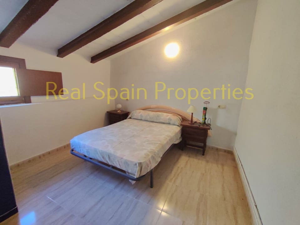 6 soveværelse Finca/Landehus til salg i Velez-Rubio - € 95.000 (Ref: 8417266)