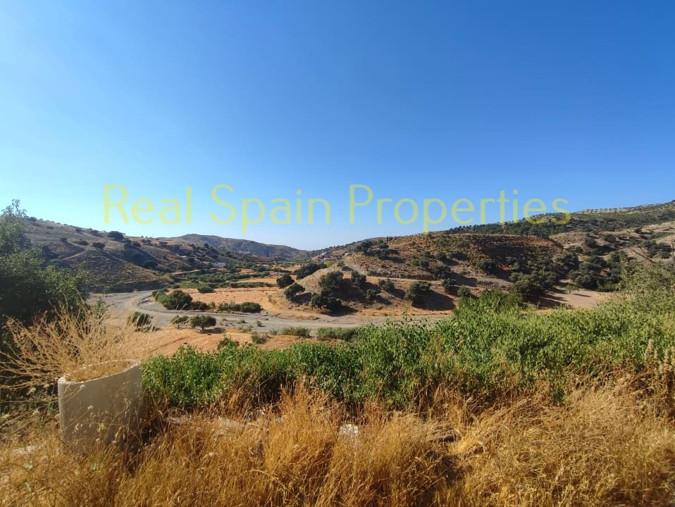 6 soveværelse Finca/Landehus til salg i Velez-Rubio - € 95.000 (Ref: 8417266)