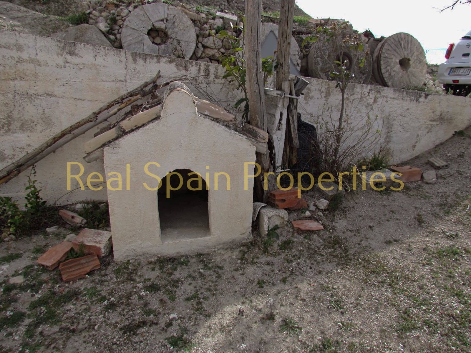 3 bedroom Finca/Country House for sale in Velez-Rubio - € 60,000 (Ref: 8417270)