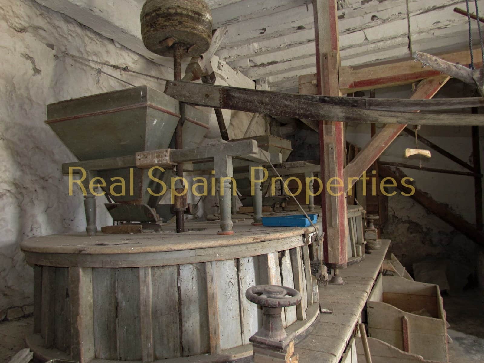 3 bedroom Finca/Country House for sale in Velez-Rubio - € 60,000 (Ref: 8417270)