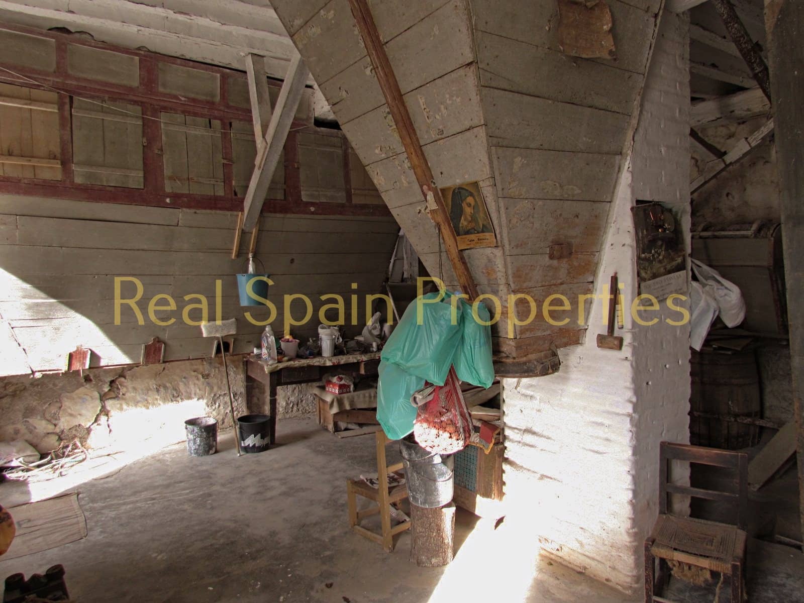 3 bedroom Finca/Country House for sale in Velez-Rubio - € 60,000 (Ref: 8417270)