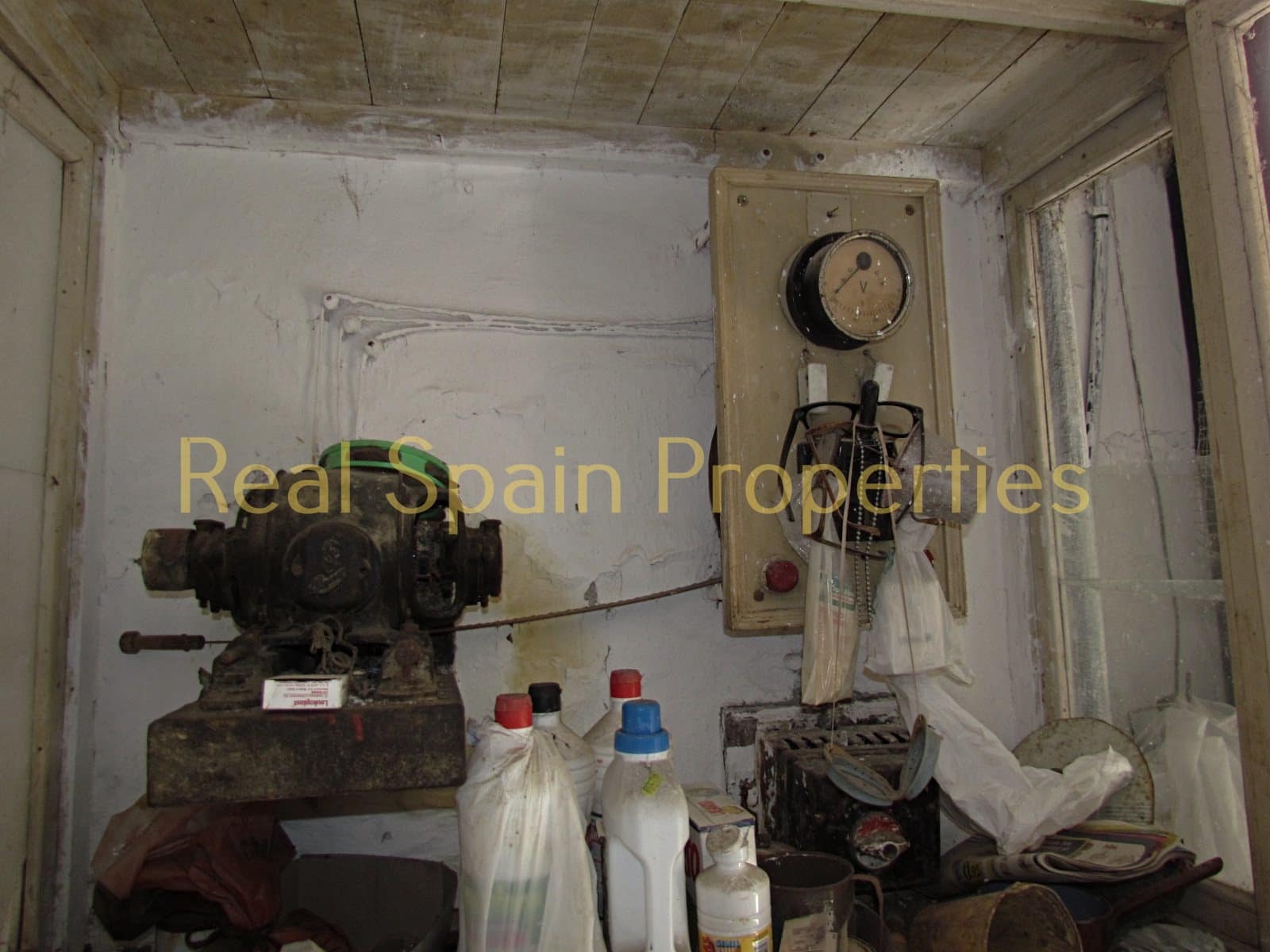 3 bedroom Finca/Country House for sale in Velez-Rubio - € 60,000 (Ref: 8417270)