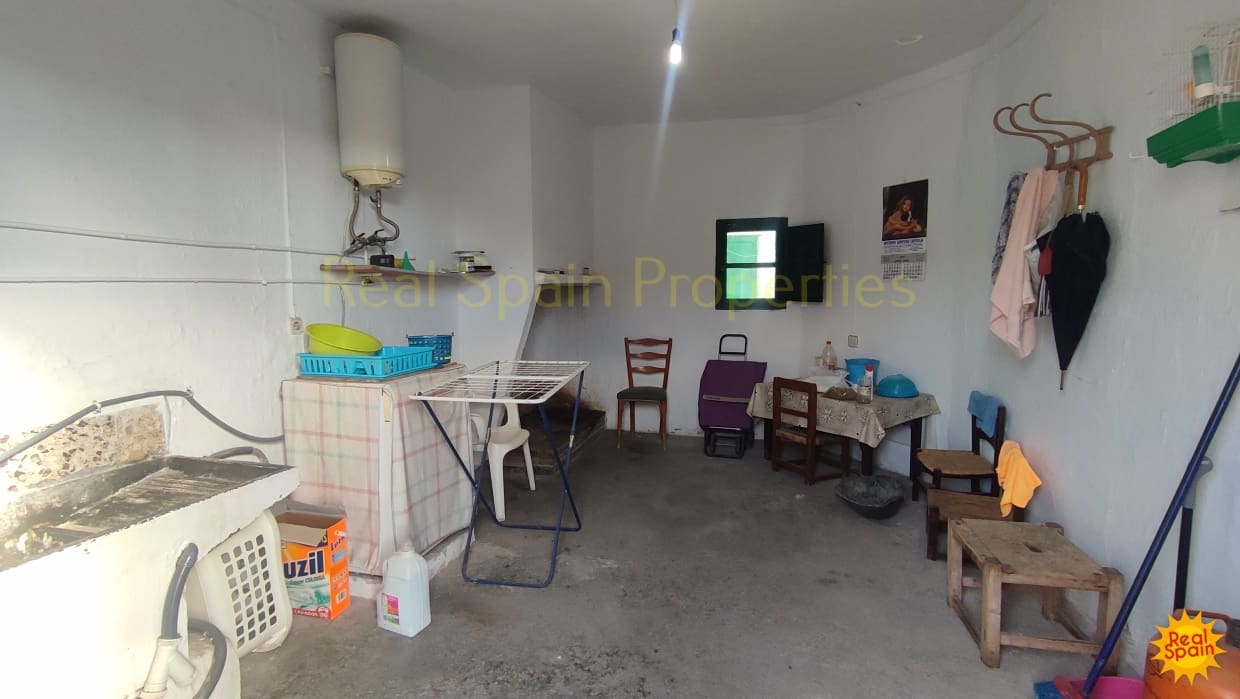 4 soveværelse Byhus til salg i Velez-Rubio - € 63.000 (Ref: 8417272)