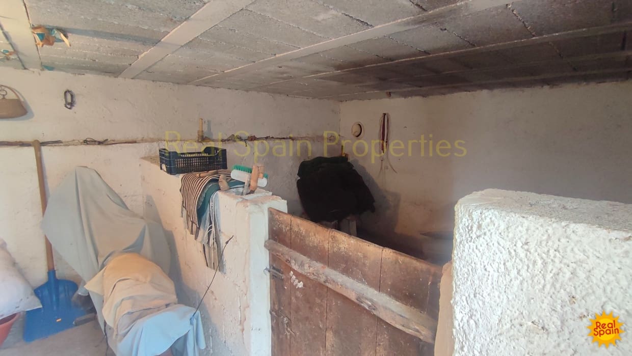 4 soveværelse Byhus til salg i Velez-Rubio - € 63.000 (Ref: 8417272)