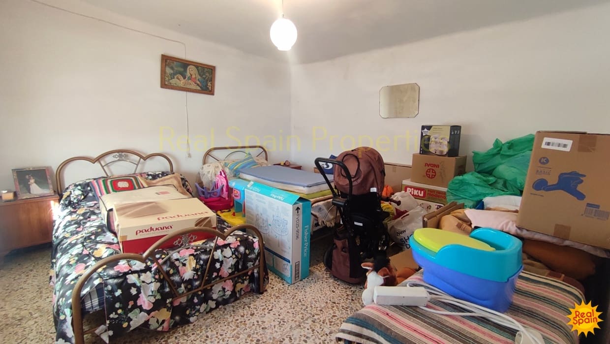 4 soveværelse Byhus til salg i Velez-Rubio - € 63.000 (Ref: 8417272)