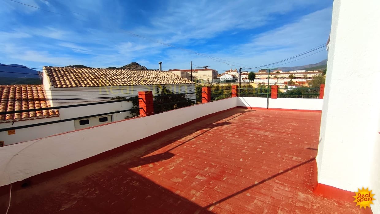 4 soveværelse Byhus til salg i Velez-Rubio - € 63.000 (Ref: 8417272)