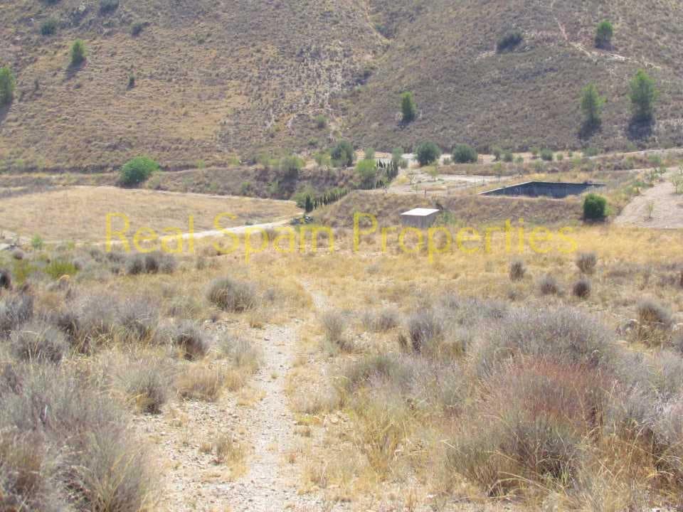 Grunde uden byggetilladelser til salg i Velez-Rubio - € 48.000 (Ref: 8417284)