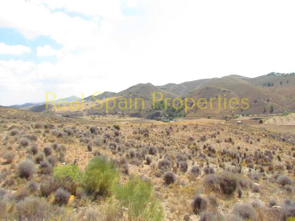 Grunde uden byggetilladelser til salg i Velez-Rubio - € 48.000 (Ref: 8417284)