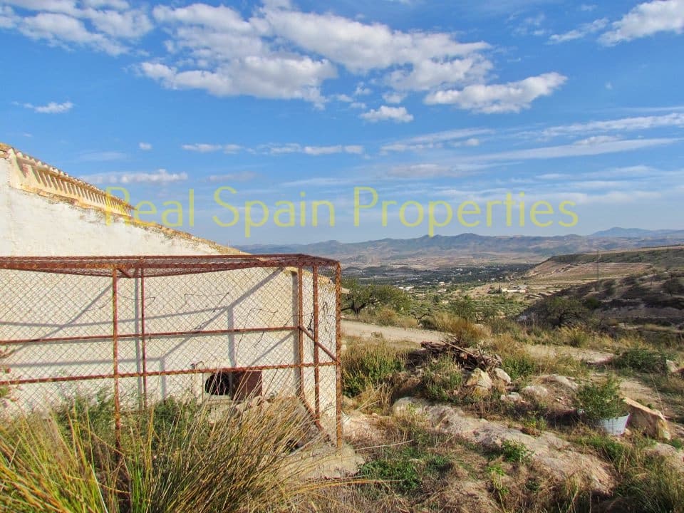 4 soveværelse Finca/Landehus til salg i Velez-Blanco - € 75.000 (Ref: 8417288)