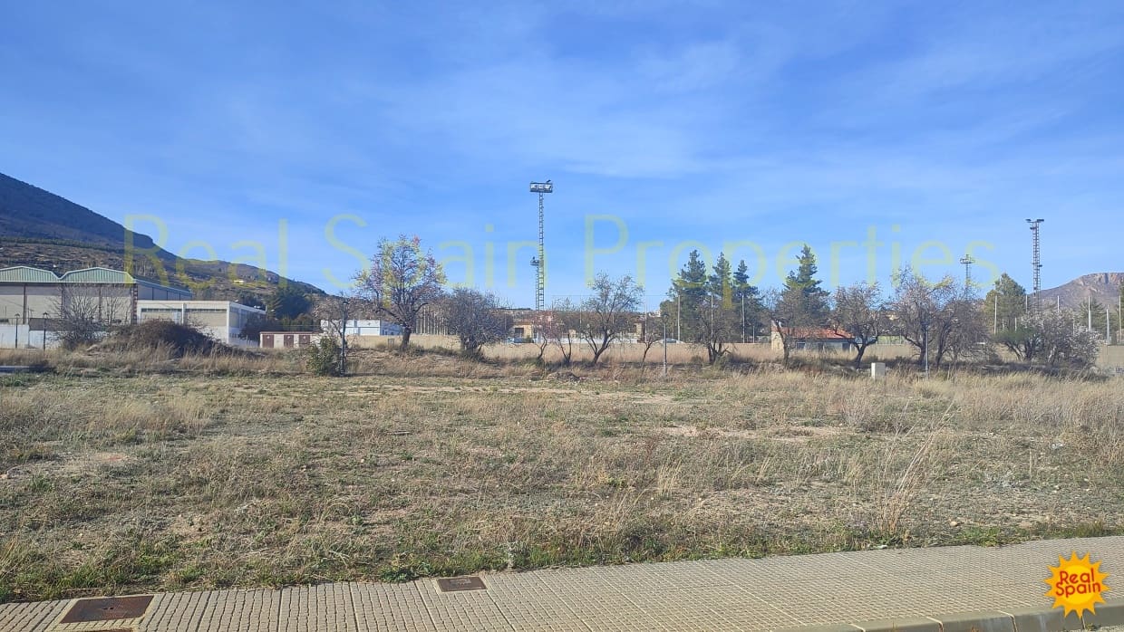 Grunde uden byggetilladelser til salg i Velez-Rubio - € 60.000 (Ref: 8417289)