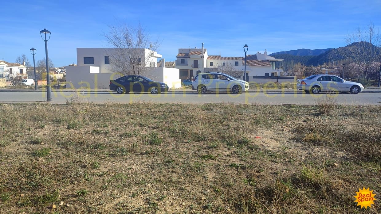 Grunde uden byggetilladelser til salg i Velez-Rubio - € 60.000 (Ref: 8417289)