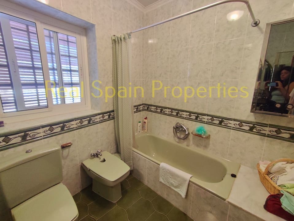 8 soveværelse Byhus til salg i Velez-Rubio - € 190.000 (Ref: 8417293)