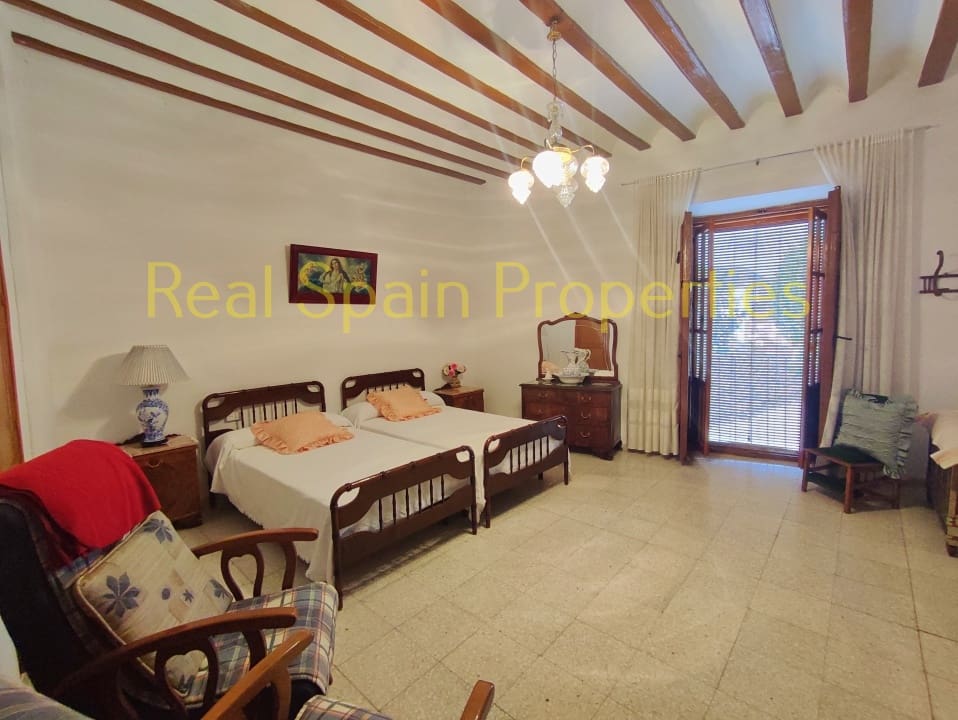 8 soveværelse Byhus til salg i Velez-Rubio - € 190.000 (Ref: 8417293)