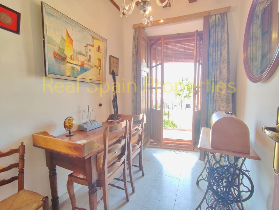 8 soveværelse Byhus til salg i Velez-Rubio - € 190.000 (Ref: 8417293)