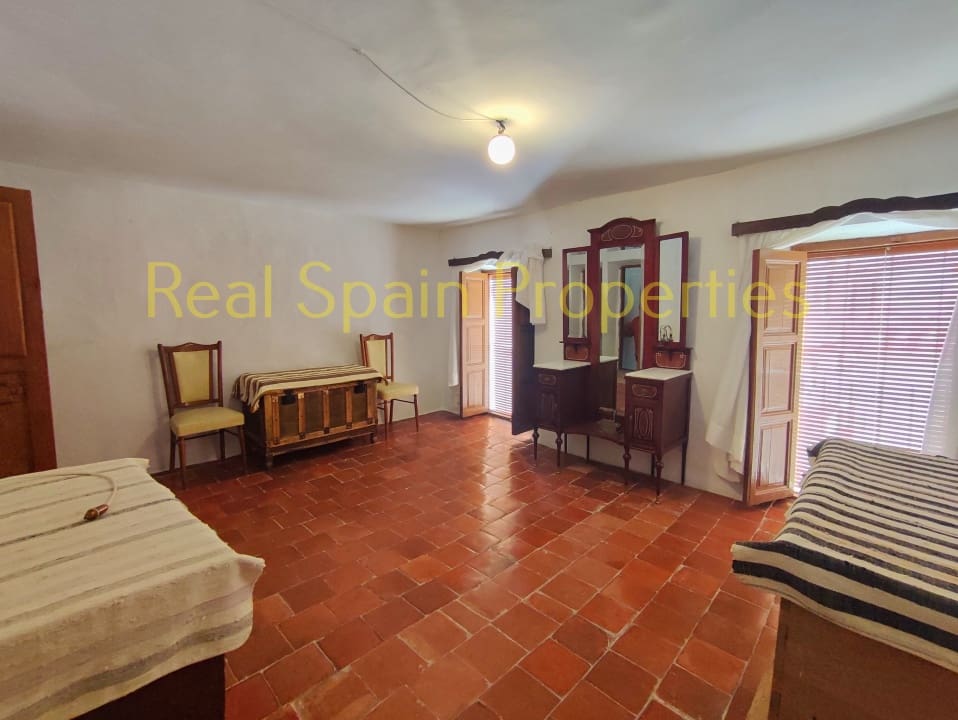 8 soveværelse Byhus til salg i Velez-Rubio - € 190.000 (Ref: 8417293)