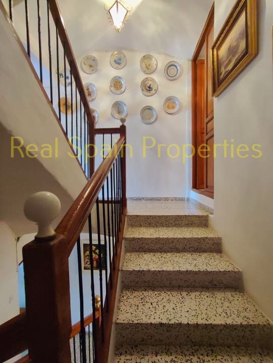 8 soveværelse Byhus til salg i Velez-Rubio - € 190.000 (Ref: 8417293)