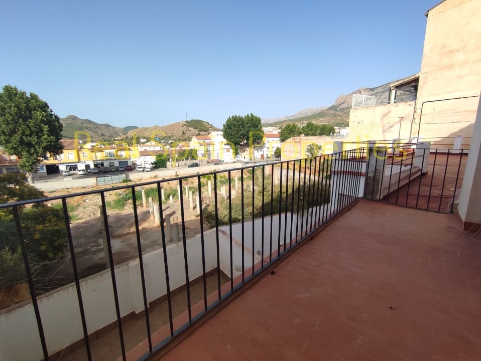 8 soveværelse Byhus til salg i Velez-Rubio - € 190.000 (Ref: 8417293)