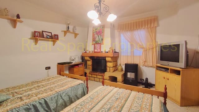 5 soveværelse Byhus til salg i Vélez-Rubio - € 120.000 (Ref: 8417295)