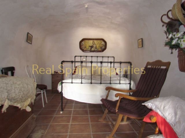 3 bedroom Cave House for sale in Puerto Lumbreras - € 130,000 (Ref: 8417309)