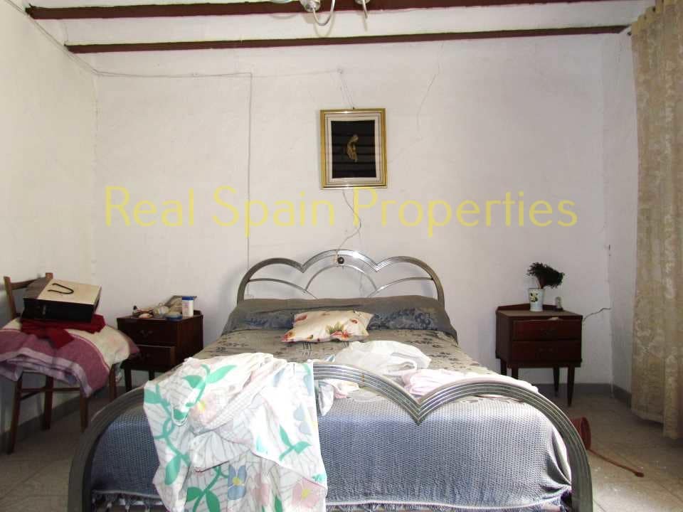 6 soveværelse Byhus til salg i Velez-Blanco - € 55.000 (Ref: 8417311)