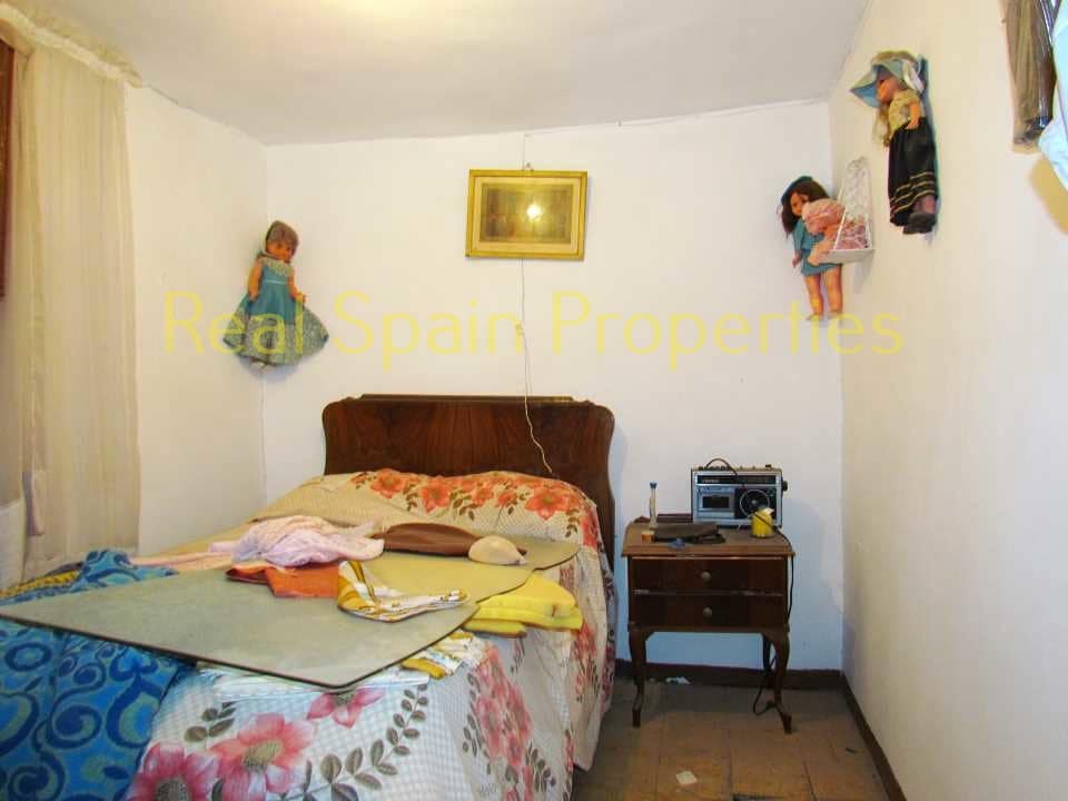 6 soveværelse Byhus til salg i Velez-Blanco - € 55.000 (Ref: 8417311)