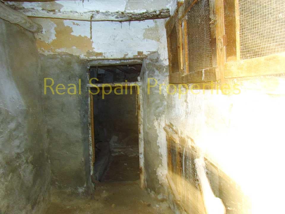 6 soveværelse Byhus til salg i Velez-Blanco - € 55.000 (Ref: 8417311)