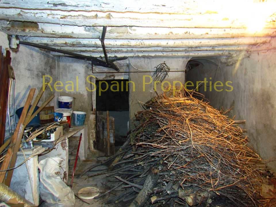 6 soveværelse Byhus til salg i Velez-Blanco - € 55.000 (Ref: 8417311)