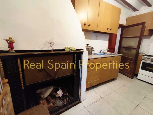5 bedroom Townhouse for sale in Vélez-Rubio - € 45,000 (Ref: 8417317)