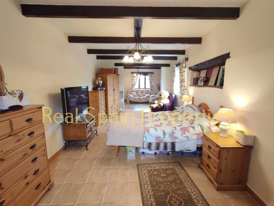 7 soveværelse Finca/Landehus til salg i Chirivel - € 319.000 (Ref: 8417318)