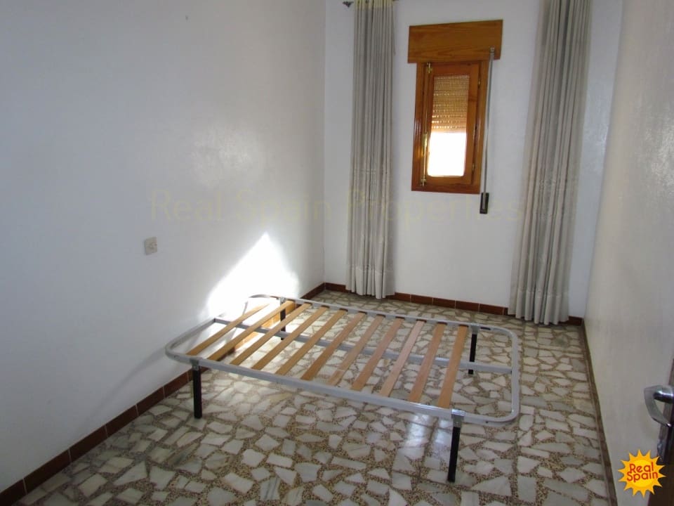 5 soveværelse Byhus til salg i Velez-Rubio - € 70.000 (Ref: 8417321)