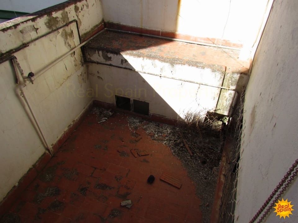 5 soveværelse Byhus til salg i Velez-Rubio - € 70.000 (Ref: 8417321)