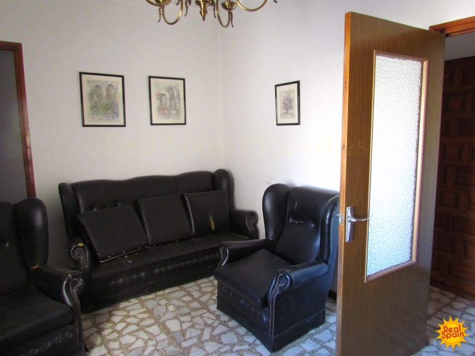 5 soveværelse Byhus til salg i Velez-Rubio - € 70.000 (Ref: 8417321)