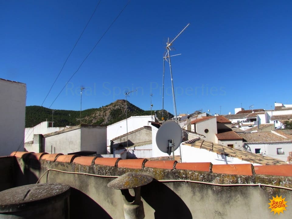 5 soveværelse Byhus til salg i Velez-Rubio - € 70.000 (Ref: 8417321)