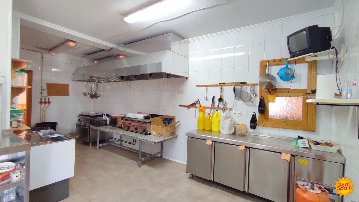 3 bedroom Commercial for sale in Maria - € 234,000 (Ref: 8451561)