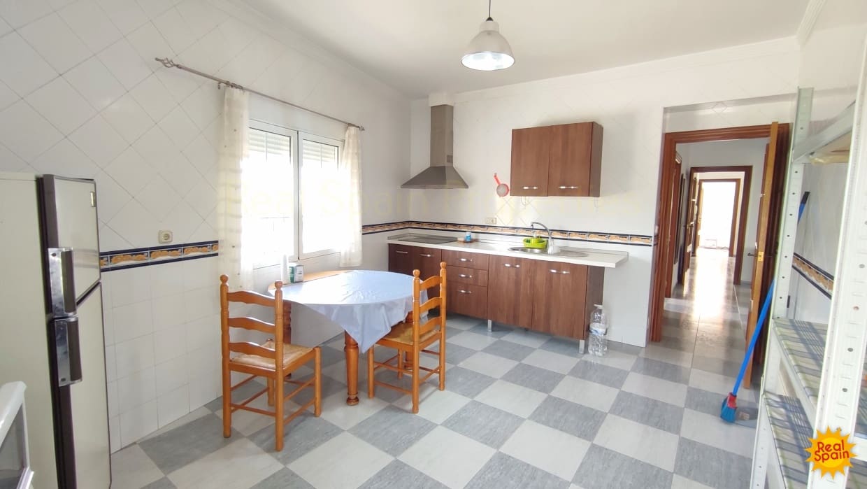 3 bedroom Commercial for sale in Maria - € 234,000 (Ref: 8451561)