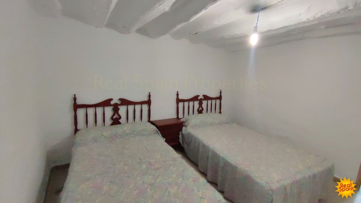 6 soveværelse Finca/Landehus til salg i Chirivel - € 79.000 (Ref: 8567288)