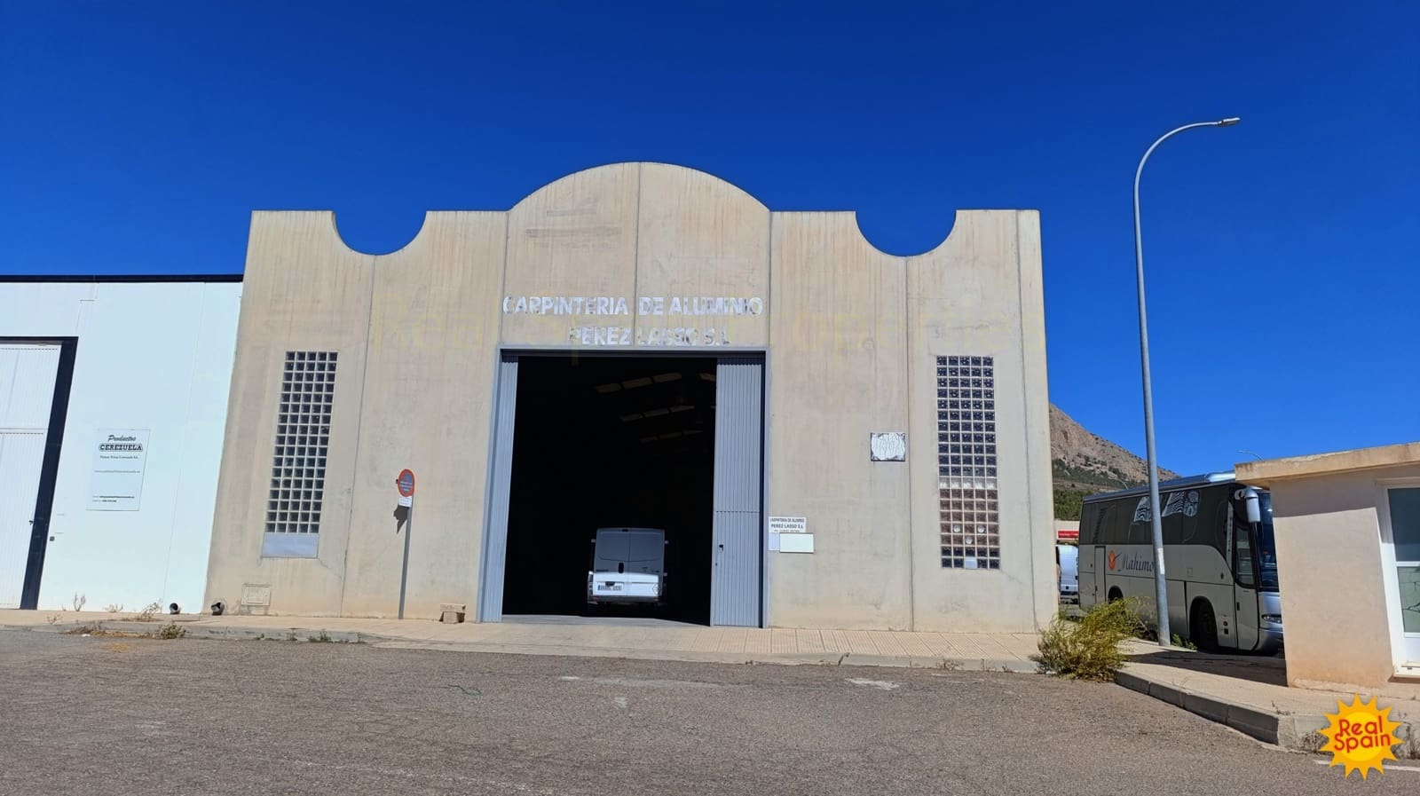 Erhverv til salg i Velez-Rubio - € 178.500 (Ref: 8571257)