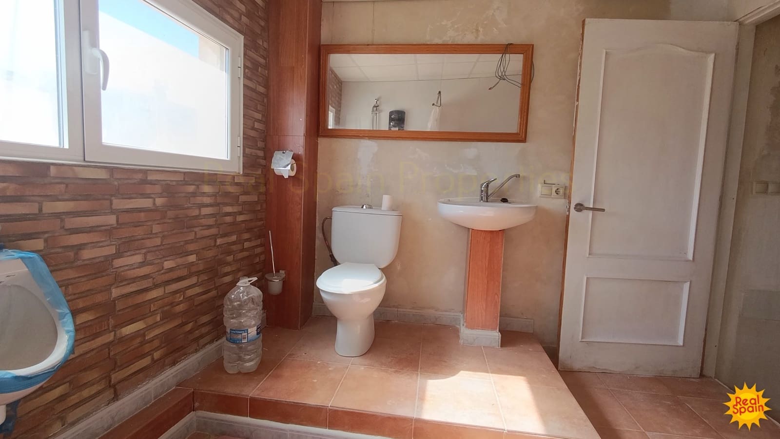 3 soveværelse Byhus til salg i Seron - € 35.000 (Ref: 8575428)