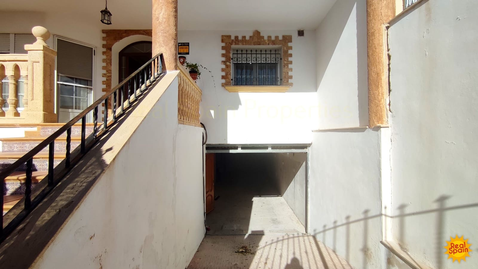 5 soveværelse Byhus til salg i Velez-Rubio - € 339.000 (Ref: 8585685)