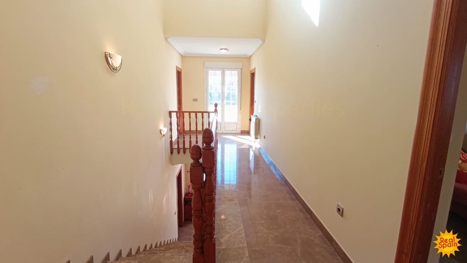 5 soveværelse Byhus til salg i Velez-Rubio - € 339.000 (Ref: 8585685)