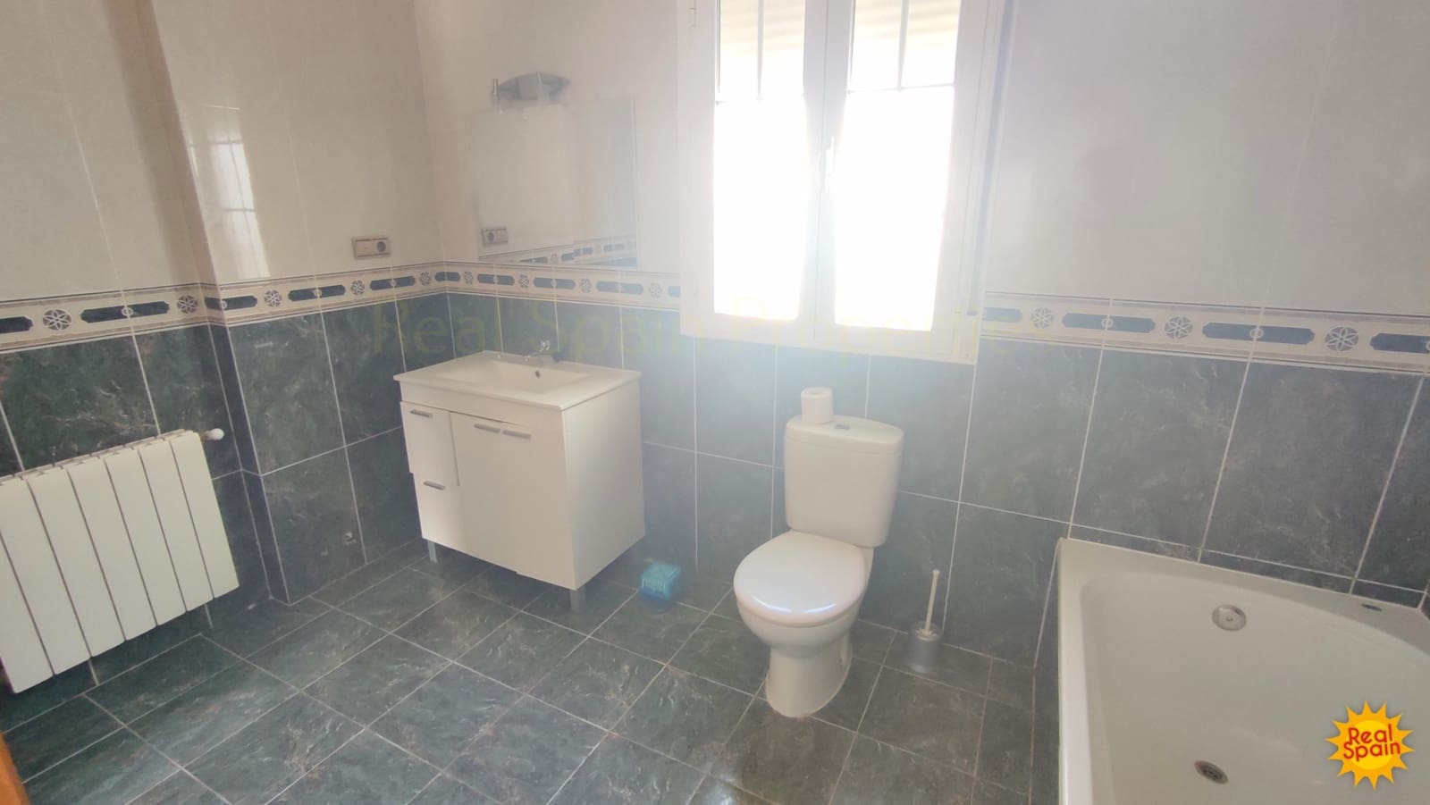 5 soveværelse Byhus til salg i Velez-Rubio - € 339.000 (Ref: 8585685)