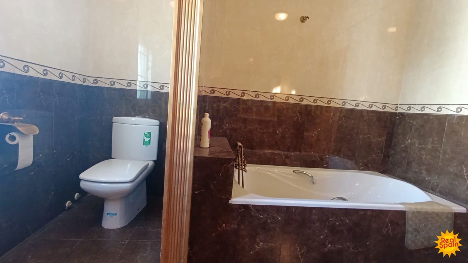 5 soveværelse Byhus til salg i Velez-Rubio - € 339.000 (Ref: 8585685)